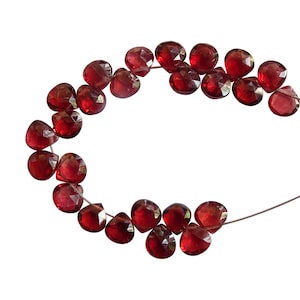 25 Pieces Excellent Quality Mozambique Garnet Faceted Hearts , Mozambique Garnet Faceted Beads, Mozambique Garnet Heart Briolettes