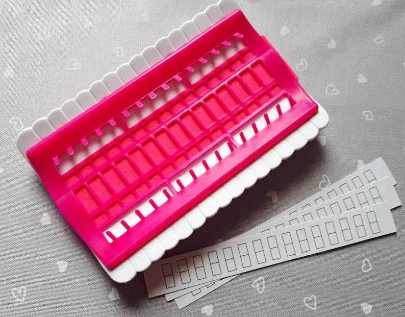 Floss Organizer Cross Stitch Kit Embroidery Thread Project Card 30 Positions Sewing Needle Pins Holder Craft Tools Accessory Pink