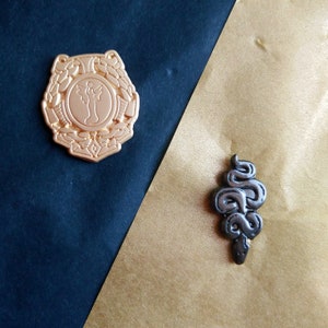 Snake and Angel - Good Omens - Aziraphale and Crowley - Tiny Lapel Pins