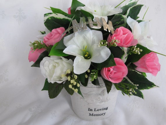 Special Gran Pink Flower Bouquet Graveside Memorial Pot Grave Vase