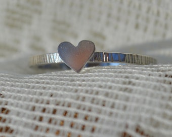 Silver Band Heart Ring size 8 1/4