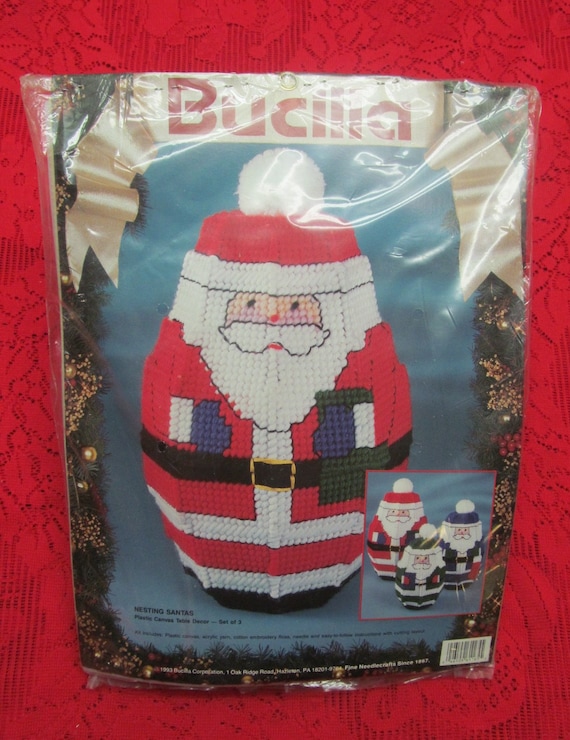 1993 Bucilla Plastic Canvas Kit #61165 Christmas Nesting Santa Dolls CUTE RARE In NEW Condition!