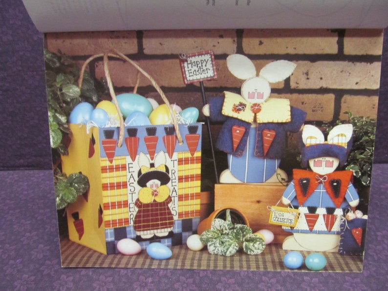 Jill Webster Debbie Crabtree Lewis Cara Bradshaw Tole Painting and Decorative Craft Painting Pattern Booklet A Springtime Gathering