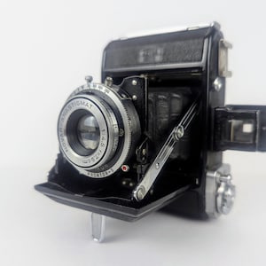 1950s Zeiss Ikon Novar Anastigmat folding camera