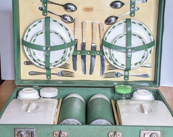 1960s green Sirram picnic hamper for 4 people