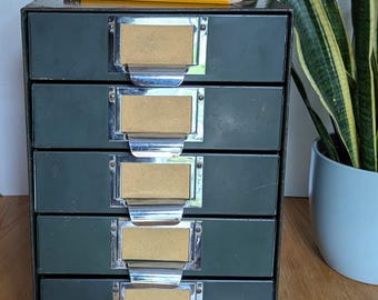 Set von 5 grünen Mid-Century Schubladen mit Griffen und Etikettenhalter