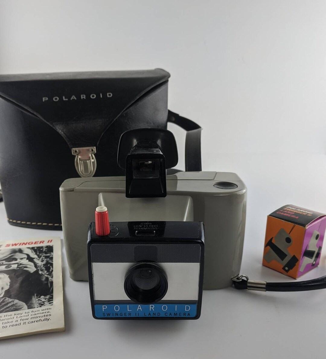 Polaroid Land Camera Swinger II Land Camera With Case