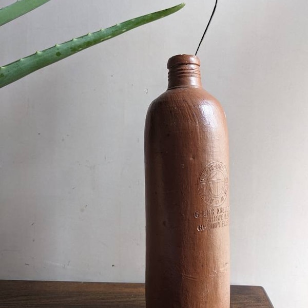 19th century stoneware water bottle- Georg Kreuzberg Ahrweiler Rheinpreussen, decor, bud vase