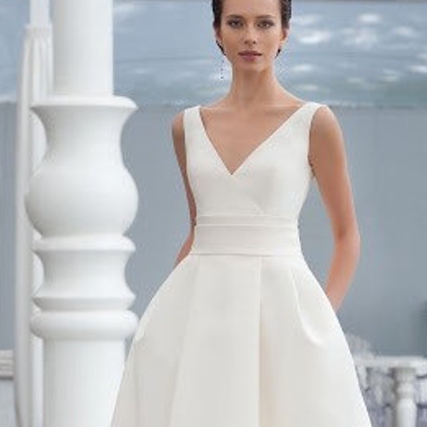 Modern Wedding Dress - Etsy