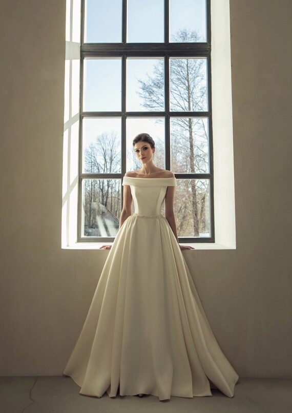 boho classic wedding dress