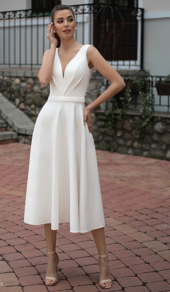 Abito da sposa corto midi lungo tracolla raso moderno sexy | Etsy Italia
