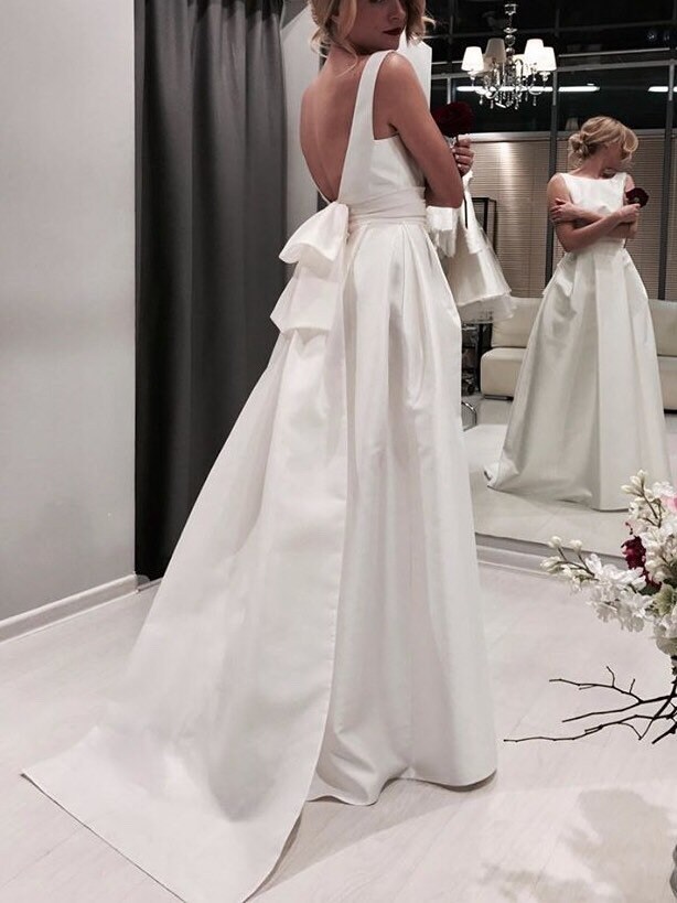 Modern wedding gown modern wedding dress simple stylish | Etsy