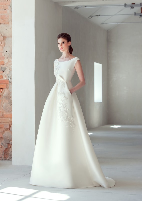 simple and elegant wedding dresses