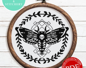 Death-head Moth / Descarga Digital / Patrón de Punto de Cruz Redonda /