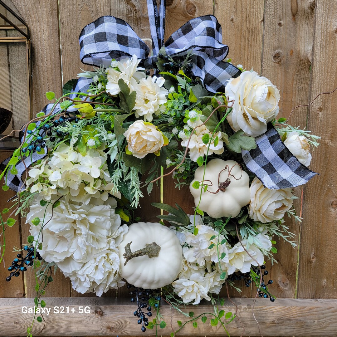 18 Fall Whites Faux Floral Wreath White Floral Wreath With Etsy