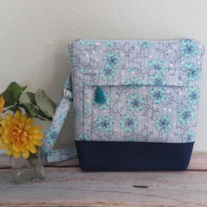 Crossbody bag, Beautiful Floral print, Adjustable Strap ~ Handmade cross body shoulder bag, purse ~ Gift for her