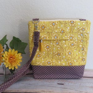 Crossbody bag, Beautiful Floral print, Adjustable Strap ~ Handmade cross body shoulder bag, purse ~ Gift for her