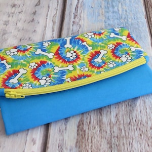Dog Bone Print Wallet Clutch: Handmade Cotton Trifold with Zipper