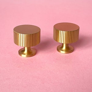 Large Grooved Circular Solid Brass Cabinet Knobs | Premium Hardware| Round Brass Drawer Knobs | Replacement Door Knobs | Copper Drawer Pulls