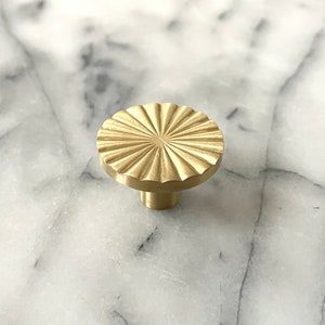 Grooved Circular Solid Brass Cabinet Knobs | Kitchen Cabinet Knobs | Round Brass Drawer Knobs | Replacement Door Knobs | Copper Drawer Pulls