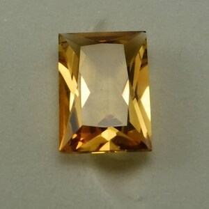 Hand Faceted Citrine Gemstone: Golden Amber Rectangle Cut (1.460 cts)