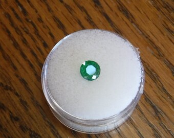Green Chrome Tourmaline Gemstone: .835 ct Loose Stone
