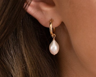 Pearl Earrings, Hoop Earrings, Bridal Pearl Jewelry, Freshwater Pearl, Pearl Jewelry, Baroque Pearls, Freshwater, Gift for Her Wife Friend