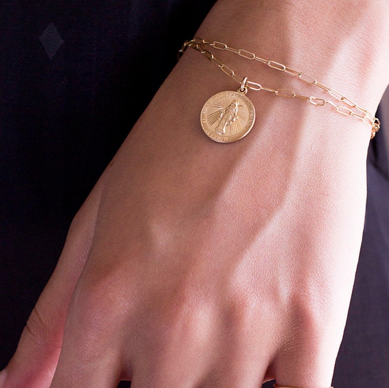 Mary Bracelet, Virgin Mary, Gold Virgin Mary Jewelry, Gold Mary Bracelet, Bracelet, Gift for Her, Medallion Dainty Bracelet, Gold Bracelet 