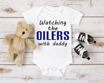 Watching the Game with Daddy Bodysuit, New Dad Gift, Pregnancy Announcement, Gender Reveal, New Mom Baby Gift