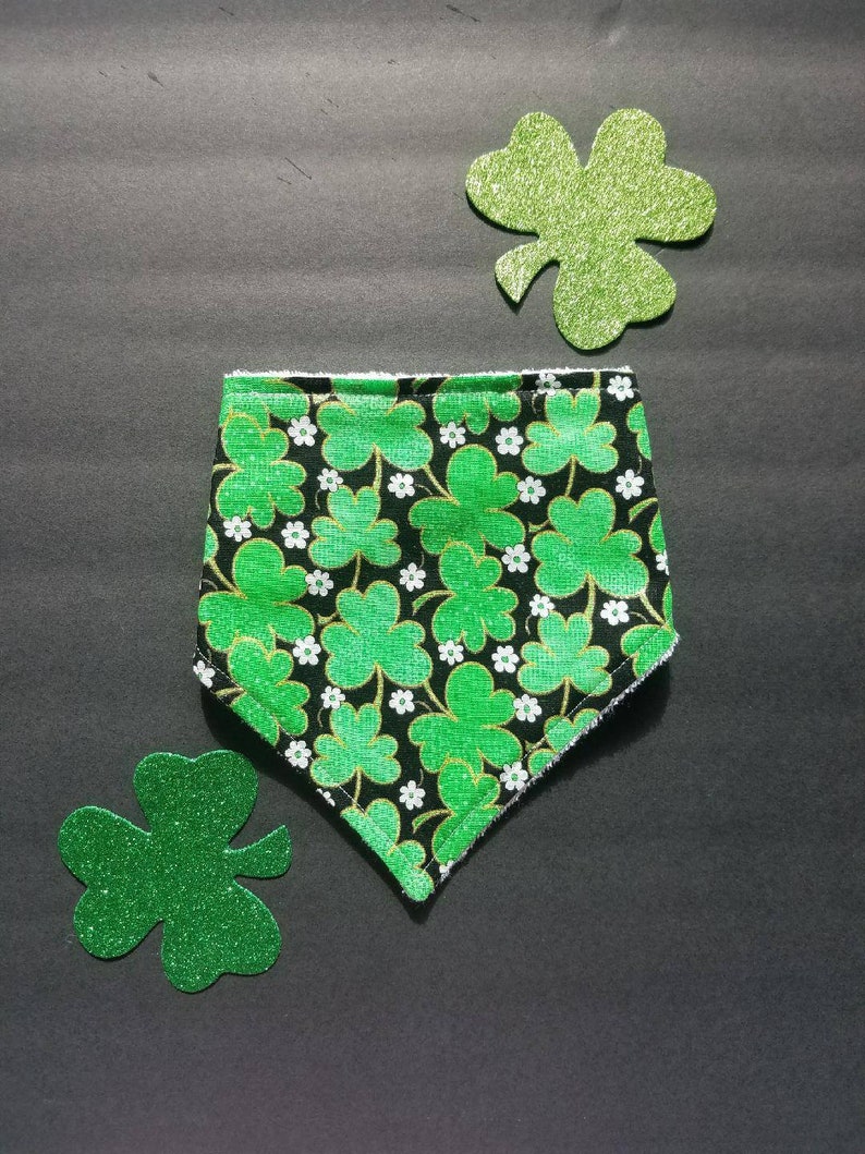Patricks Day four leaf clover baby bibs holiday themed green bibs cotton baby bibs St