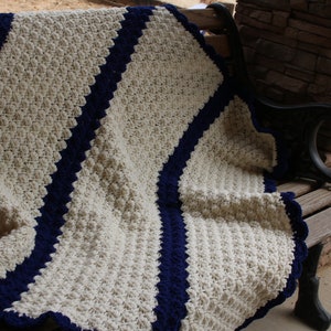 Crochet Baby Blanket, baby gift, blanket, handmade, crochet, new born, baby, baby blanket, afghan, crib blanket, white, blue