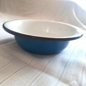 USSR Enamel Bowl – Dark Blue with Black Rim, 1970s, Camping, Outdoor Dining, Picnic, Glamping Tableware