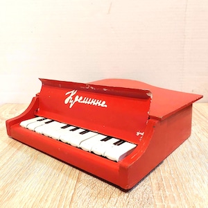 Schoenhut toy piano - Etsy 日本