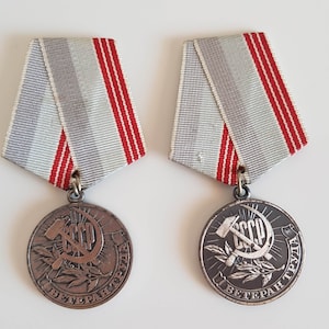 1970 Medal Labor Award "Labor Veteran", Veteran Order USSR