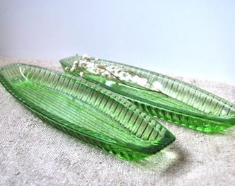 Plat en verre vintage Made in France forme poisson - Arts de la table