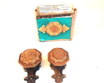 Poignées de porte en cuivre et silumine de style victorien : conception hexagonale, non utilisées (années 1990, deux jeux disponibles)