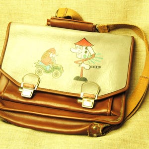 Mochila escolar soviética vintage, maletín de imitación de cuero, con personaje de cuento de hadas (1983)