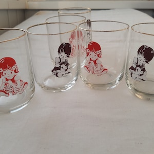 Vintage  glasses with pattern with the image of children, Clear glass for juice cocktail water, Retro barware, Antique barware