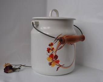 Vintage Nally Ware Bakelite Rice Canister, Cream & Green