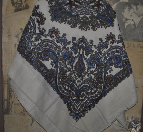 Floral scarf/ folk shawl/ blended cloth/ Floral s… - image 2