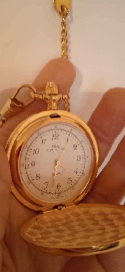 1990 UNIQUE QUARTZ Pocket Watch With Opening Lid and Chain Etsy UK