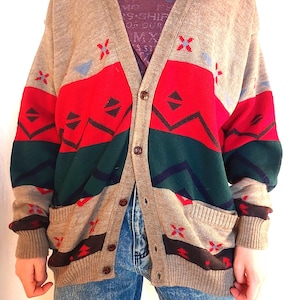 90s Retro Revival: Abstract Geometric Fuzzy Wool Cardigan (Size 56)