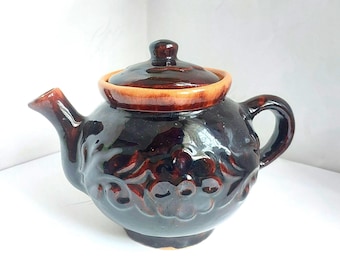 Vintage Ukrainian Ceramic Teapot – 1970s Folk Art Pottery
