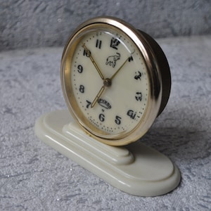 1960-Mechanical table clock &#39;&#39;Druzhba&#39;&#39;, Desk alarm clock made in USSR, Rare model Elephant