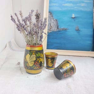 Hand-Painted Khokhloma Set - 1970s Wooden Vase & Glasses - Russian Folk Art Decor