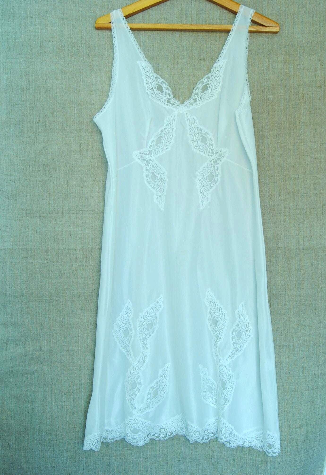 chinese dress ladies Lace Long Sleeve Undershirt – Cora Belles Ltd Co main image 0