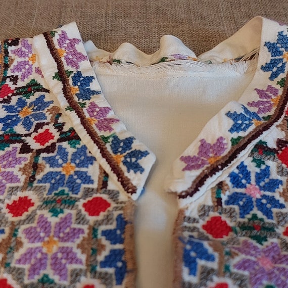 Handcrafted School Girls' Embroidered Blouse: Uni… - image 4