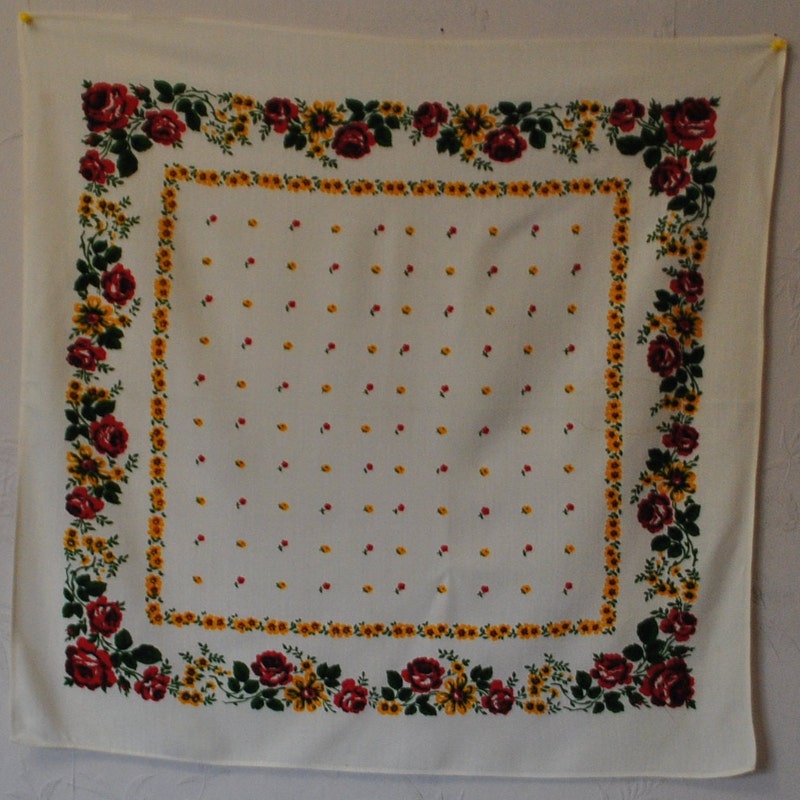 Kolmio Scarf Babushka Roses Black Brown