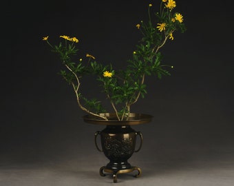 Japanese Meiji period bronze vases,bronze vases,sculpture art,decorative art,Japanese bronze pots,Chinese art,sculptures,decorations,gifts