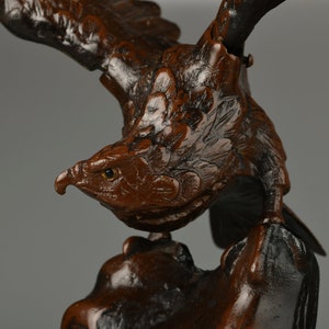 Eagle-Cast Iron Sculpture,Home Decor,Japanese Bronze,Japanese Sculpture,Gift,Decorative Art,New Home Gift,Parent Gift,Garden Decor,WallDecor